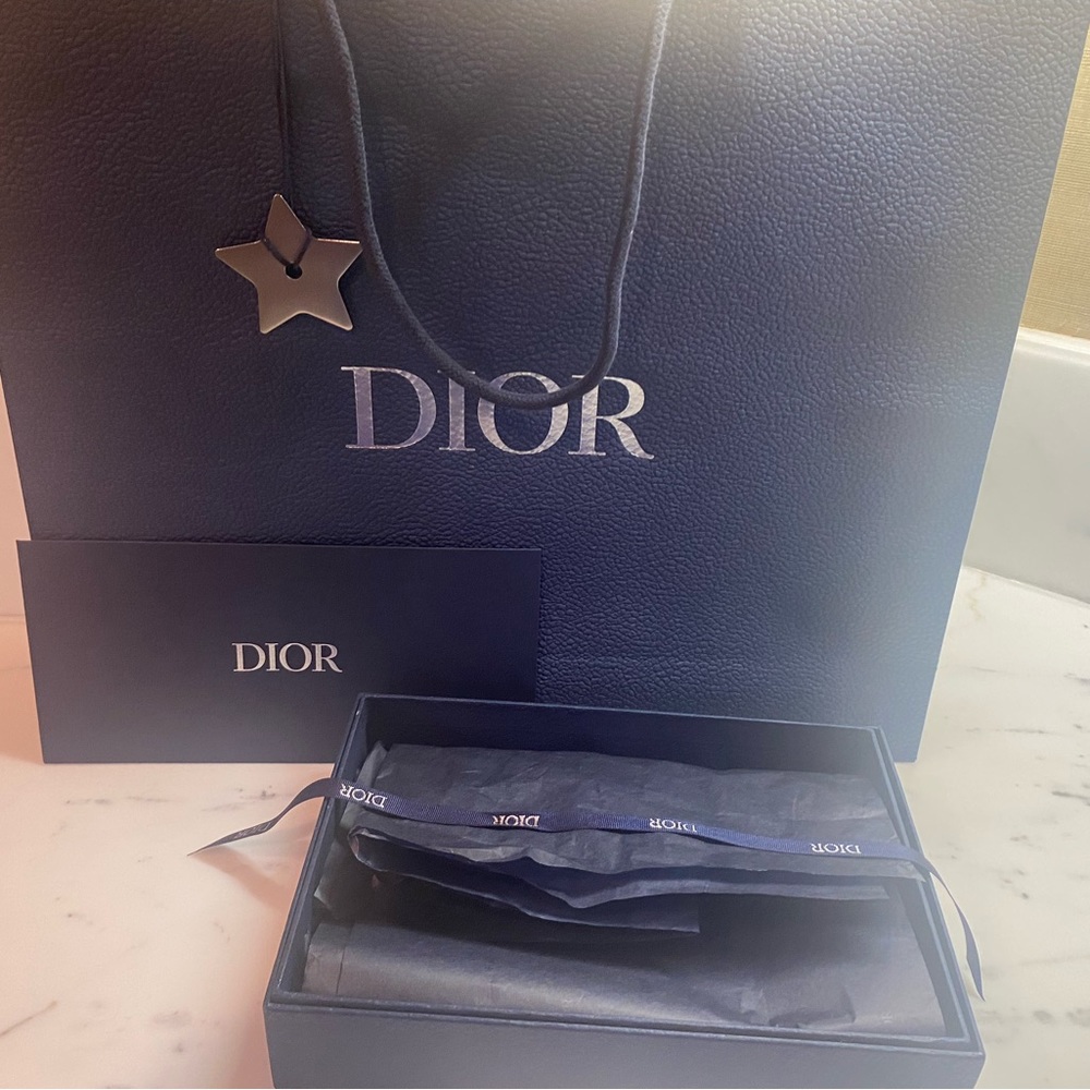 Authentic empty New navy Dior box 6/5 x 9/5 and  shopping  bag plus.